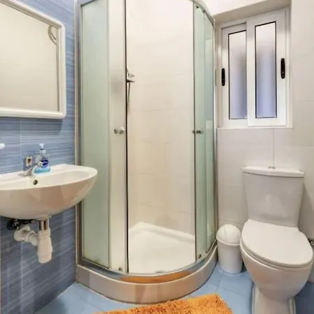 דירה Spacious 2 Bedroom Qawra, 2 Min Away From The Beach. סיינט פול ביי