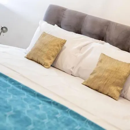 דירה Spacious 2 Bedroom Qawra, 2 Min Away From The Beach.